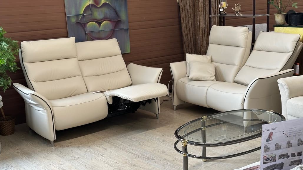 Hukla Longlife Leder Sofa ortophädischer hochlehner mit motorischer und manueller relaxfunktion